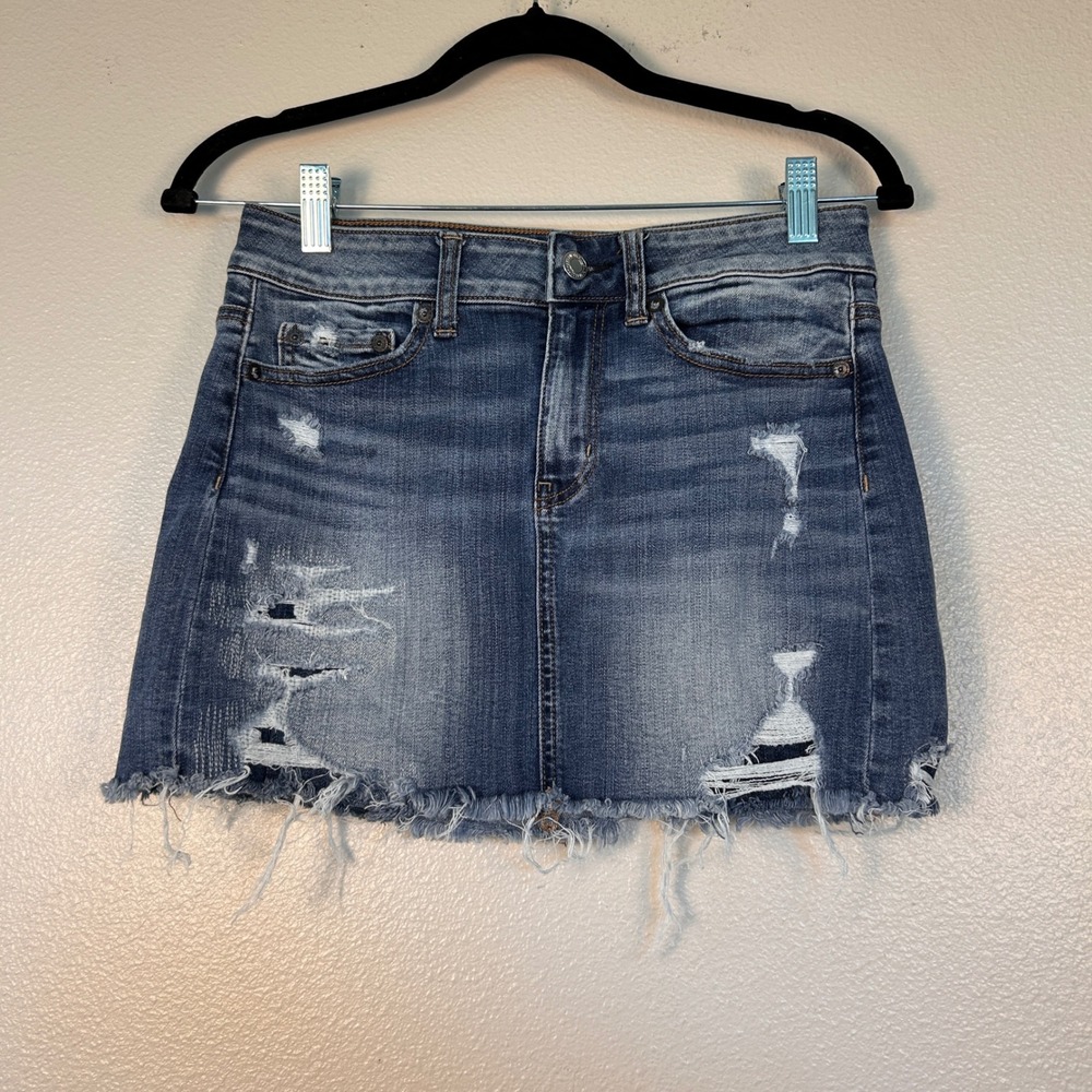 American Eagle Super Stretch Distressed Denim Mini Skirt Blue Size 2